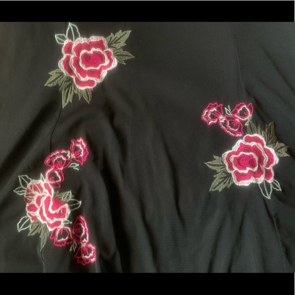 Stork & Babe Embroidered Maternity Top - Picture 2 of 6